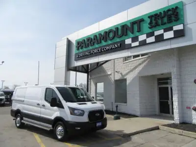 V6 GAS ENGINE, AUTO TRANS, A/C, ALL WHEEL DRIVE, POWER WINDOWS & LOCKS WITH KEYLESS ENTRY, POWER MIR...