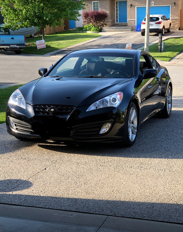 2010 Hyundai Genesis Coupe GT in Cars & Trucks in Hamilton