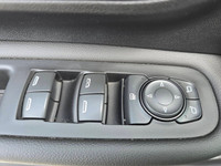 2023 GMC Terrain AWD SLE with 106,000kms. Extended warranty is available. Financing and Leasing avai... (image 9)