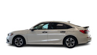 -Regina Honda Odometer is 2424 kilometers below market average! Recent Arrival! 2022 Honda Civic LX... (image 8)
