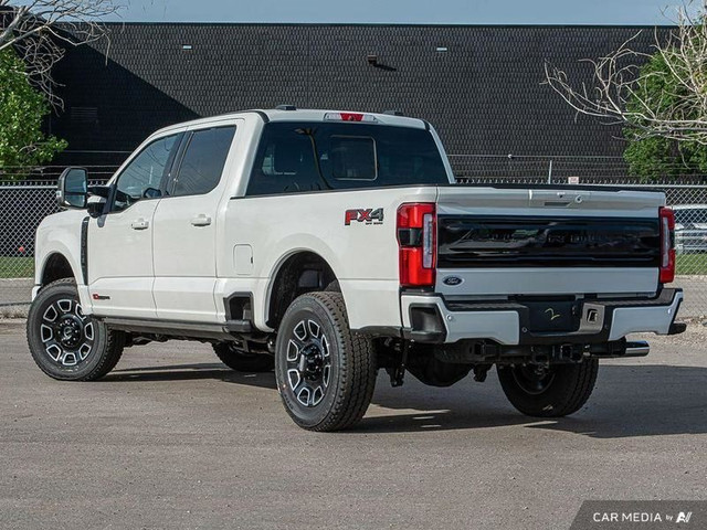 2025 Ford F-350 Super Duty Platinum in Cars & Trucks in Edmonton - Image 4