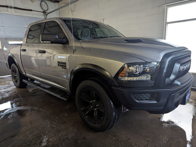 2021 Ram 1500 Classic Warlock CREW CAB/NAVIGATION!! in Cars & Trucks in Barrie - Image 3