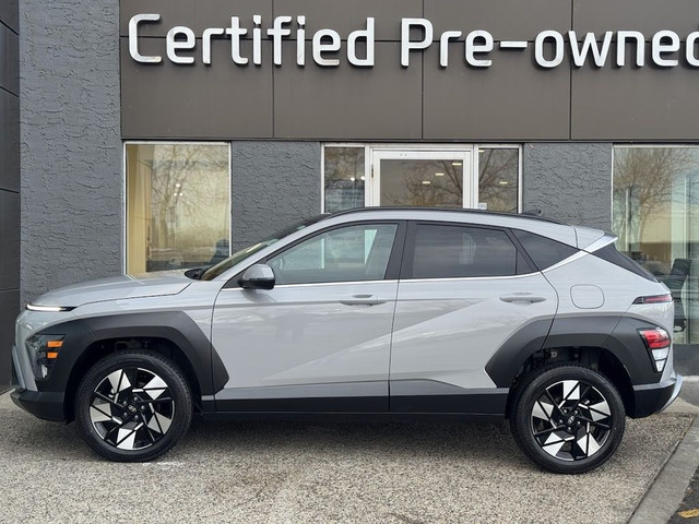 2024 Hyundai Kona TREND w/ AWD / SUNROOF / LEATHER in Cars & Trucks in Calgary