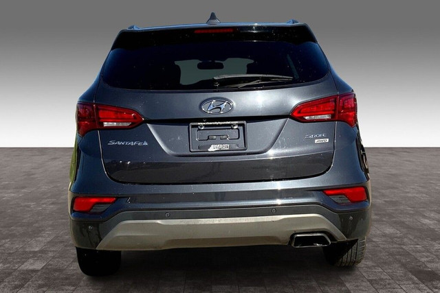 2018 Hyundai SANTA FE AWD PREMIUM in Cars & Trucks in Edmonton - Image 4