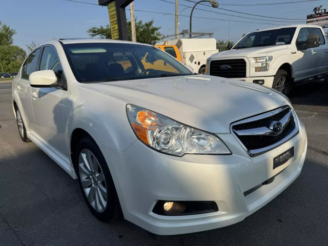 2012 SUBARU Legacy Premium in Cars & Trucks in Laval / North Shore - Image 2