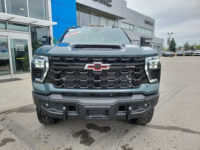 2025 Chevrolet Silverado 2500HD ZR2 in Cars & Trucks in Markham / York Region - Image 2