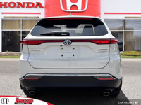 Experience refined efficiency and advanced technology in the 2022 Toyota Venza Limited. Powered by a... (image 4)