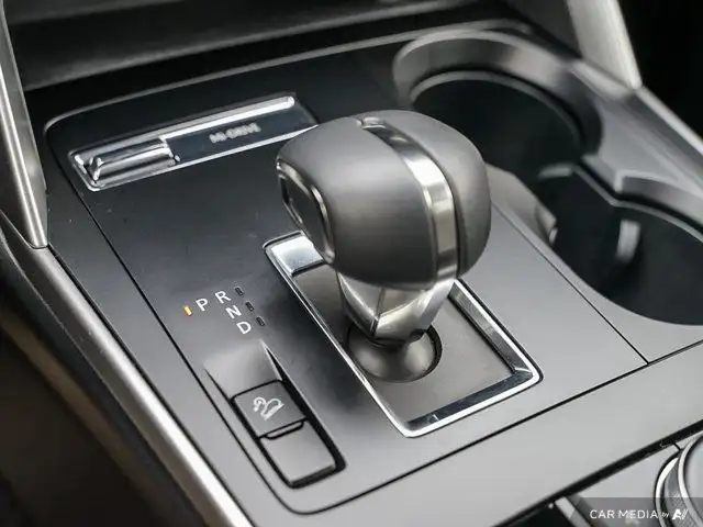 2025 Mazda CX-70 MHEV GS-L | Hybrid | AWD | Apple Carplay in Cars & Trucks in Windsor Region - Image 20