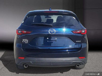 Le Mazda CX-5 GS 2025 poursuit la tradition d'élégance et de performance propre à la marque japonais... (image 5)