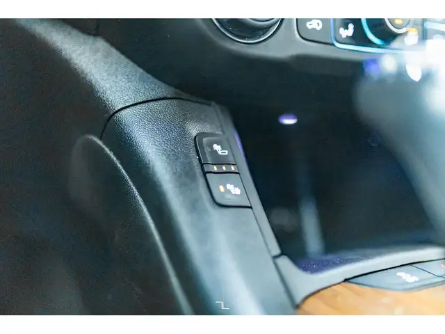 2019 GMC Acadia AWD SLE PSeat BCam in Cars & Trucks in Calgary - Image 21