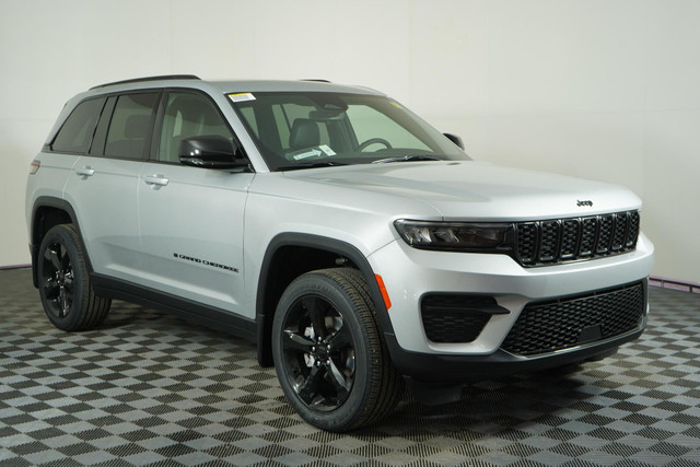 2024 Jeep Grand Cherokee ALTITUDE in Cars & Trucks in Grande Prairie - Image 4