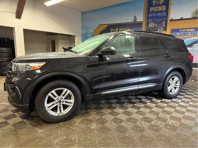 2020 Ford Explorer XLT, 7 Passenger, Heated Seats, Accident Free in Cars & Trucks in North Bay - Image 2