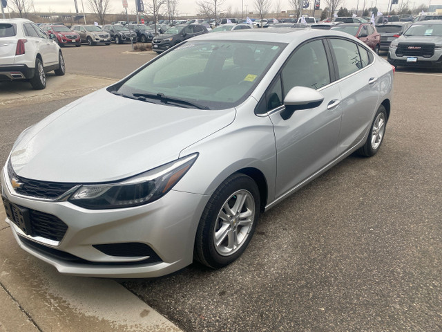 2018 Chevrolet Cruze LT Manual in Cars & Trucks in London