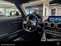 P60 - Ensemble nuit AMG H73 - Garnitures en fibre de carbone AMG 239 - Active Distance Assist DISTRO... (image 8)