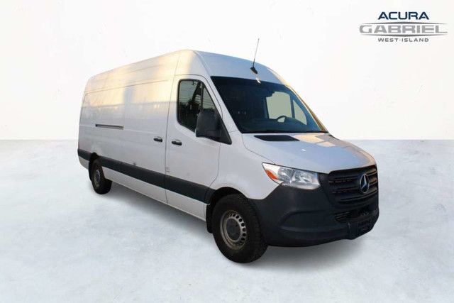 2020 Mercedes-Benz Sprinter 2500 *Cargo 170 WB*+HIGH in Cars & Trucks in City of Montréal - Image 4