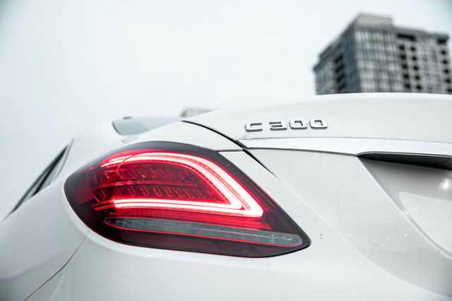 2020 Mercedes-Benz C-Class C300 | AWD | AMG PACKAGE | Fully Load in Cars & Trucks in Mississauga / Peel Region - Image 4