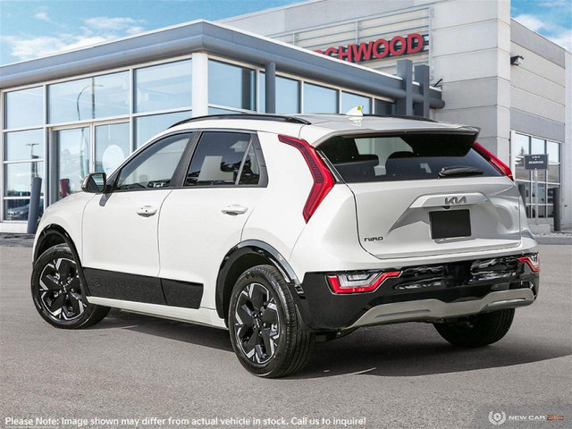 2024 Kia Niro EV Wave up to $9,000 in savings available on EV ve in Cars & Trucks in Winnipeg - Image 4
