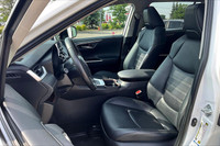 FINANCE OR LEASE PURCHASE PRICE: $33,900 + HST + Finance/Lease Fee + Licensing CASH PRICE: $35,900 +... (image 8)