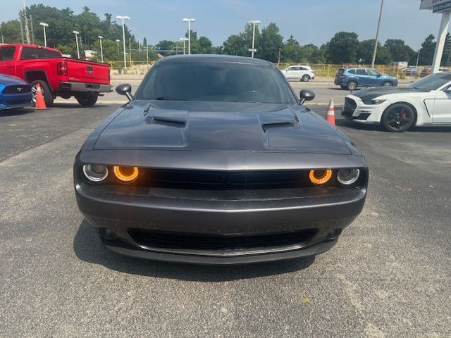 2016 Dodge Challenger R/T 5.7 hemi v8 in Cars & Trucks in Cambridge - Image 2