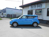 2023 Kia Soul with only 6,909km! Equipped with remote keyless entry, power windows, power locks, blu... (image 4)