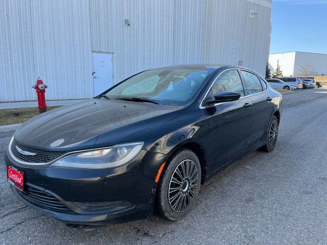2015 Chrysler 200 LX 4dr Front-wheel Drive Sedan Automatic in Cars & Trucks in Mississauga / Peel Region