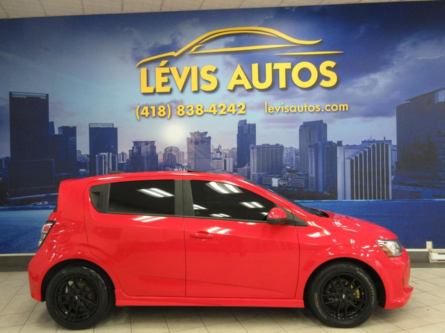 CHEVROLET SONIC 2017 LT RS TURBO 119 600 KM AUTOMATIQUE TOIT OUV in Cars & Trucks in Lévis