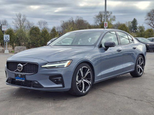 2024 Volvo S60 Plus Dark Theme  AWD | Leather | Sunroof | Heated Seats | Rear Camera | and more!
