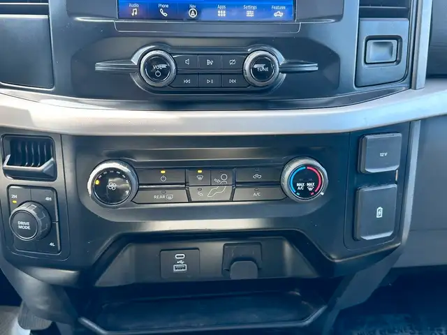2022 Ford F-150 XLT SUPER CAB | NAV | LOW KM | CLEAN CARFAX in Cars & Trucks in Stratford - Image 26