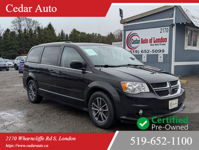 2017 Dodge Grand Caravan 2 YEAR POWERTRAIN WARRANTY | SXT Premiu in Cars & Trucks in London - Image 2
