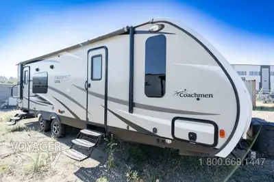 Located in Winfield, BC Call or Text 250-766-4607 Voyager RV Centre 1-800-668-1447 Ducted Air Condit...