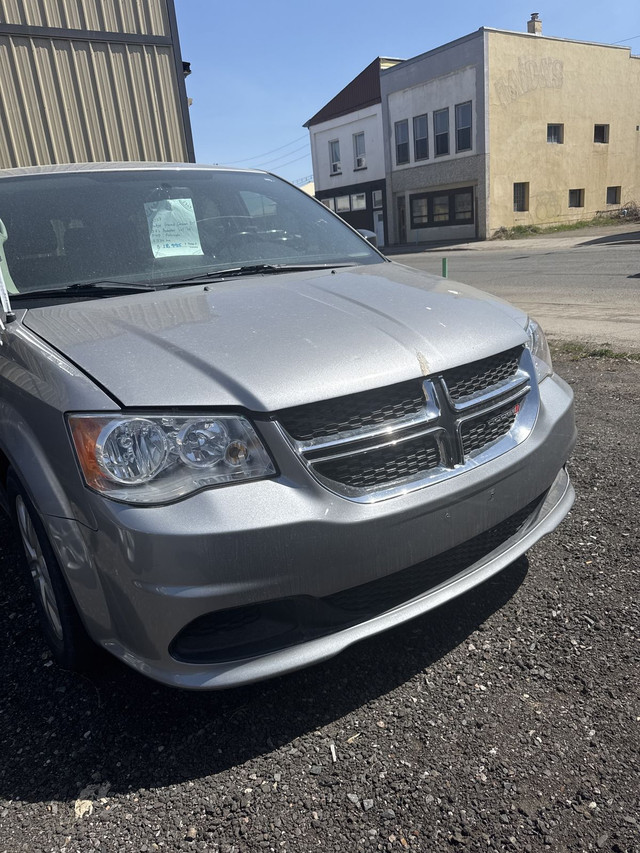 2017 Dodge Grand Caravan SE (#N2365) in Cars & Trucks in Thunder Bay - Image 2