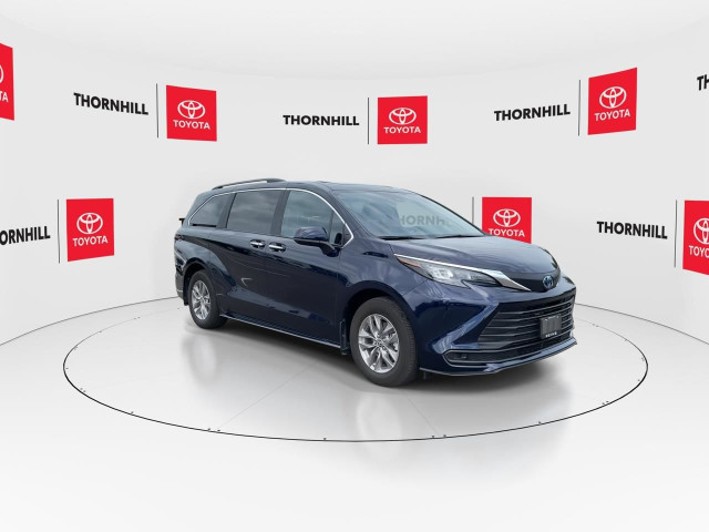 2025 Toyota Sienna XLE 8-Passenger 8 PASSENGER,NO ACCIDENT,1O... in Cars & Trucks in City of Toronto - Image 3