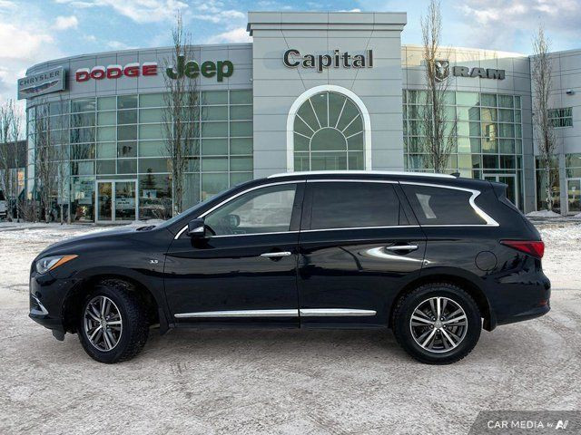 2017 INFINITI QX60 in Cars & Trucks in Edmonton - Image 2