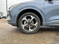 **WE WILL BEAT ANY FORD DEALER IN THE CITY** The 2025 Ford Escape ST-Line Elite is the ultimate expr... (image 2)