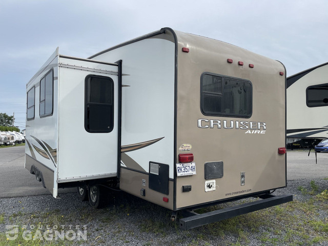 2014 Cruiser Aire 30 DB Fifth Wheel in Travel Trailers & Campers in Lanaudière - Image 3