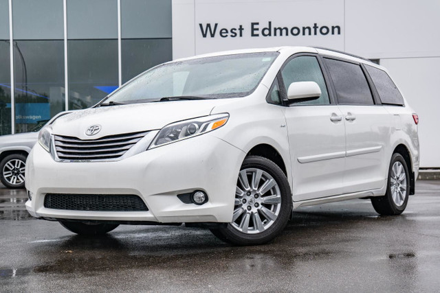 2017 Toyota Sienna XLE in Cars & Trucks in Edmonton