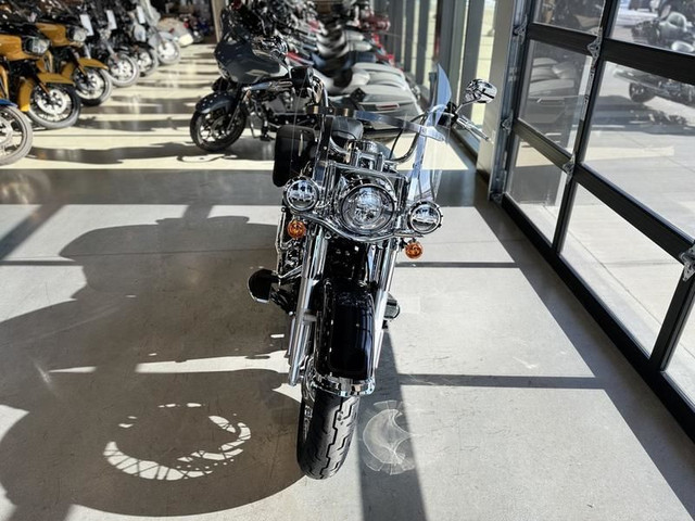2024 Harley-Davidson FLHCS - Heritage Classic in Street, Cruisers & Choppers in Saskatoon - Image 3
