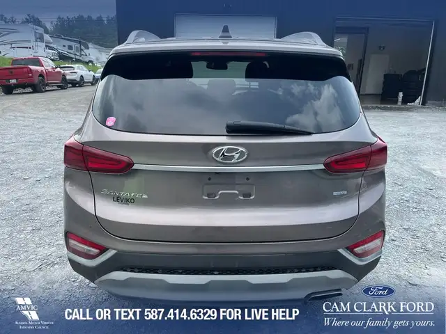 2020 Hyundai Santa Fe Preferred 2.4 ARRIVING SOON! dans Autos et camions dans Calgary - Image 6
