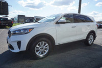 SAFETY INCLUDED Very Clean Kia Sorento LX 2.4L 4CYL AWD with Automatic Transmission. White on Black... (image 2)