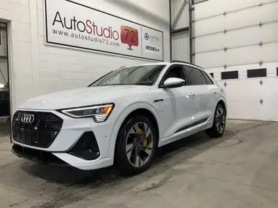 // JAMAIS ACCIDENTÉ! // // UN SEUL PROPRIÉTAIRE // Le Audi e-tron 2022 Progressiv quattro PREMIUM **...