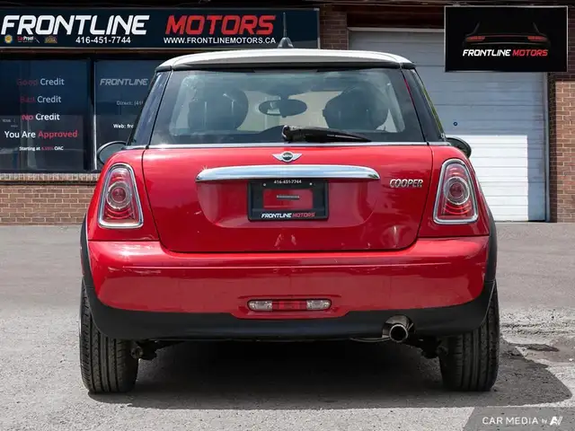 2013 MINI Cooper Hardtop 2dr Cpe *6-Speed Manual* dans Autos et camions dans Ville de Toronto - Image 6