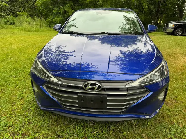 2020 Hyundai Elantra Preferred w/Sun & Safety Package62854390212611121
