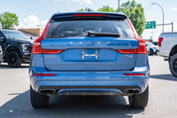 AWD - Premium LEATHER Interior - PANORAMIC Sunroof - NAVIGATION - TOUCHSCREEN Display - PREMIUM Audi... (image 3)