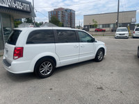 Gorgeous Dodge Grand Caravan 2015. SXT Premium plus . No accidents, One owner ,Leather seats, Backup... (image 6)