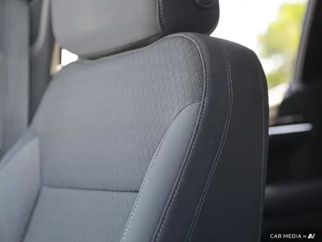 2022 Chevrolet Silverado 1500 RST OFF ROAD PKG | CREW CAB | AWD in Cars & Trucks in London - Image 26