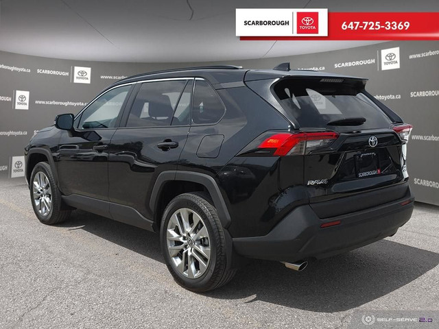 2023 Toyota RAV4 XLE Premium AWD | Leather | Sunroof | Alloys in Cars & Trucks in City of Toronto - Image 4