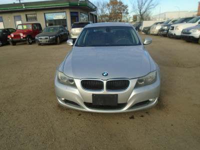 2009 BMW 3 Series 4dr Sdn 328i xDrive AWD-LEATHER-SUNROOF