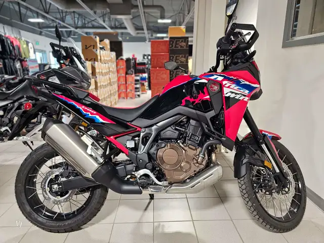 2024 Honda AFRICA TWIN ABS in Street, Cruisers & Choppers in Grande Prairie - Image 2
