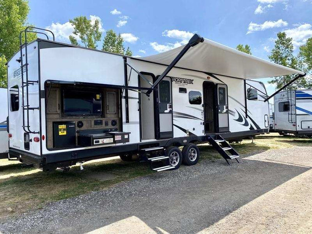 2022 SPORTTREK TOURING STT343VBH in Travel Trailers & Campers in Woodstock - Image 3