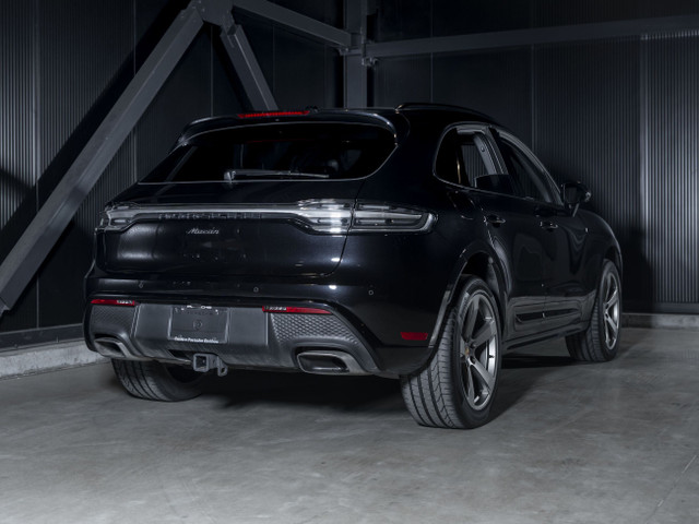 2024 Porsche Macan 2024 Macan Certifié Porsche Approved in Cars & Trucks in Québec City - Image 3